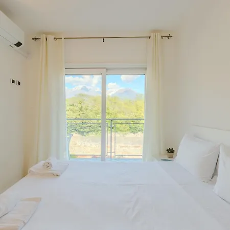 Sole E Fiori By Interhome Appartement Domaso
